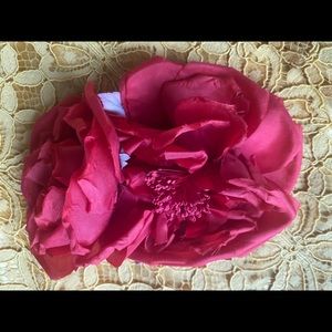 authentic Gucci double flower brooch